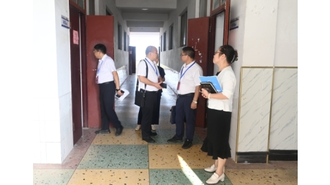 校领导带队开展新学期教学工作巡查
