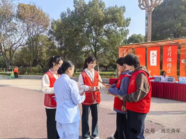 eb847436de02fea247f0210e7f28adfa.jpg eb847436de02fea247f0210e7f28adfa.jpg